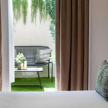 Hotel Eiffel Saint Charles Parigi