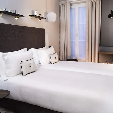 Hotel Eiffel Saint Charles 3*
