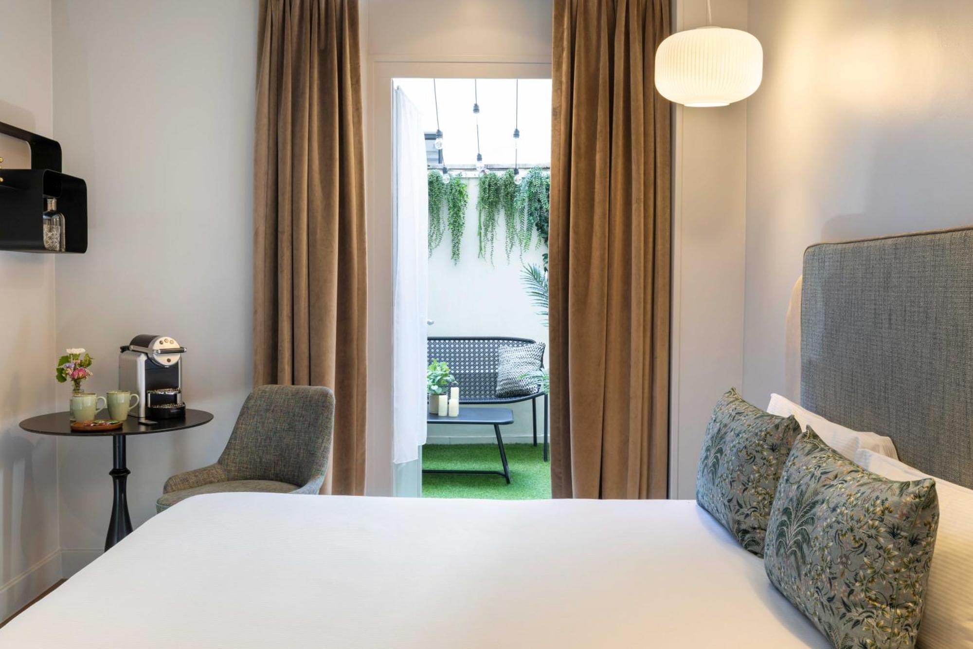 Eiffel Saint Charles 3* Paris