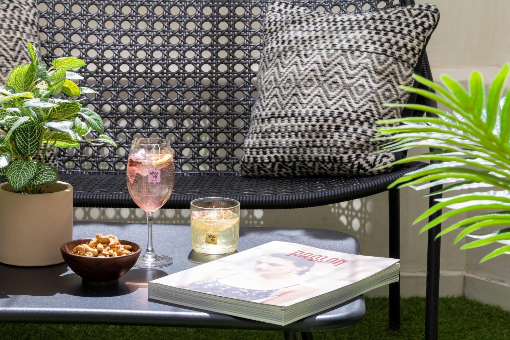 Hotel Eiffel Saint Charles Paris