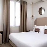 Hotel Eiffel Saint Charles