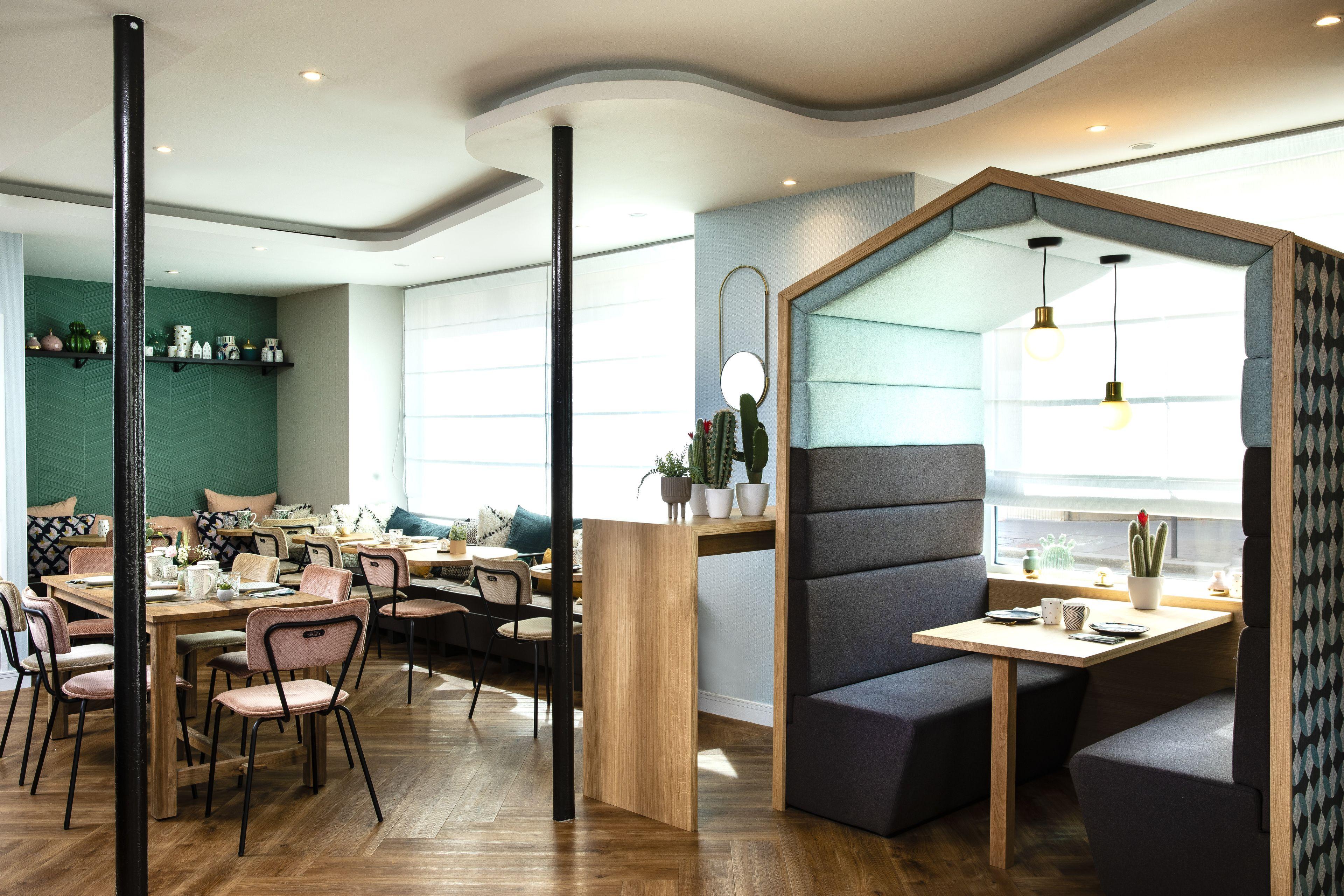 Eiffel Saint Charles Hotel Paris