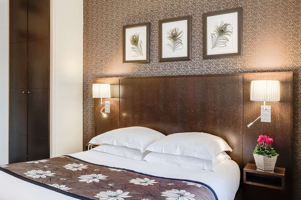 Eiffel Saint Charles 3*